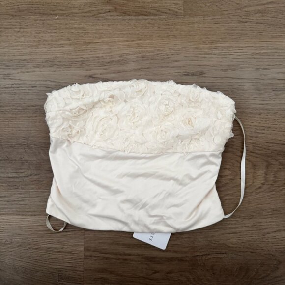 Saints and Secrets Matching Set (Maxi Skirt and Tube Top) - Butter Yellow - Picture 6 of 13